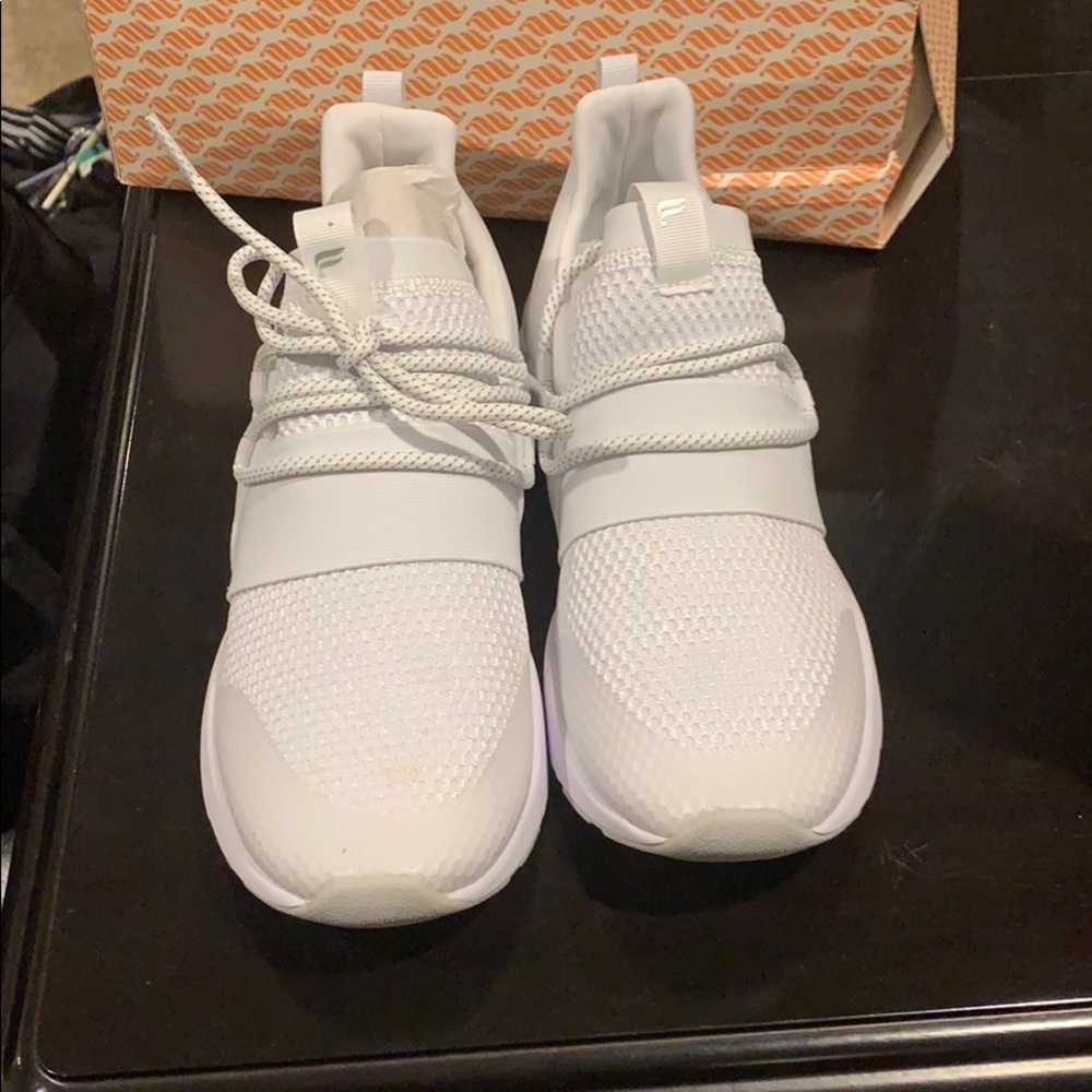 Fabletics White Running Shoes - Picture 5 of 7